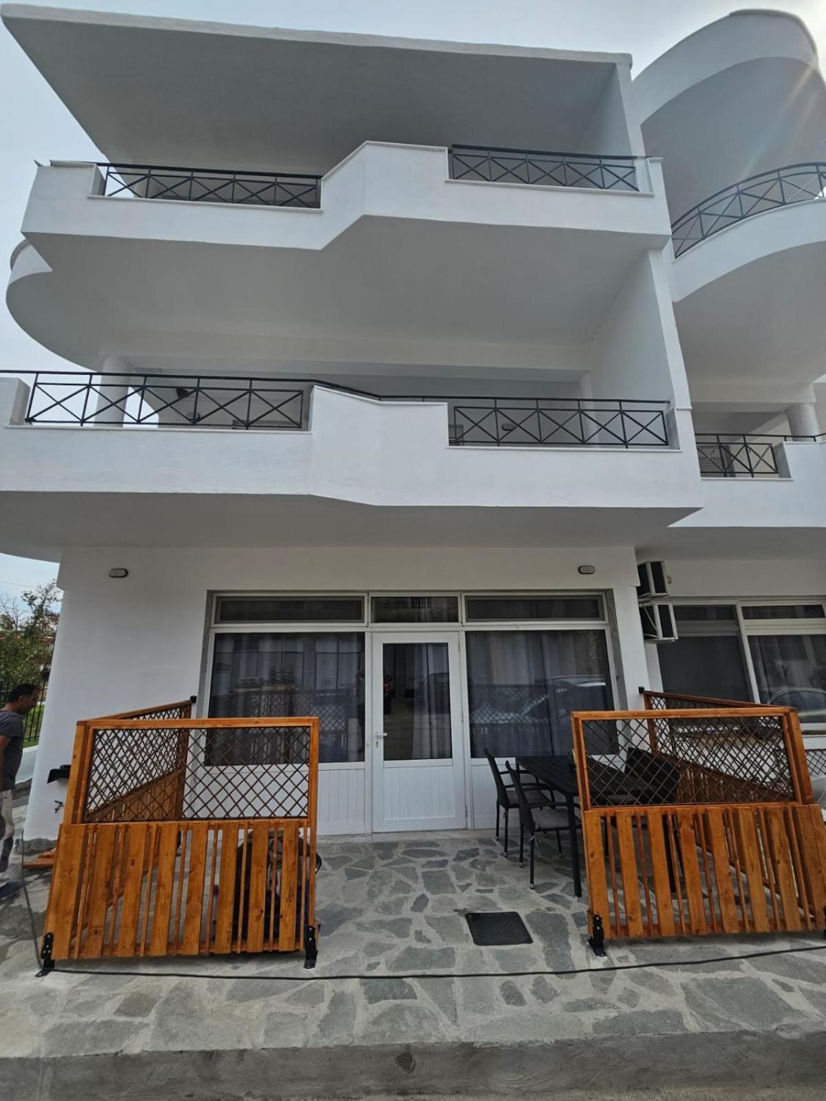 Beach Apartment B Nea Karvali Exterior foto